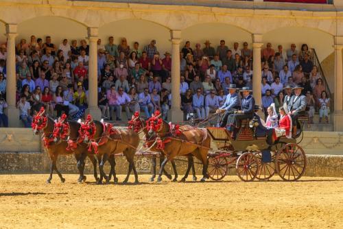 2022-09-04@130556000ENGANCHES-RONDA-PLAZA-DE-TOROS-COCHE-21-